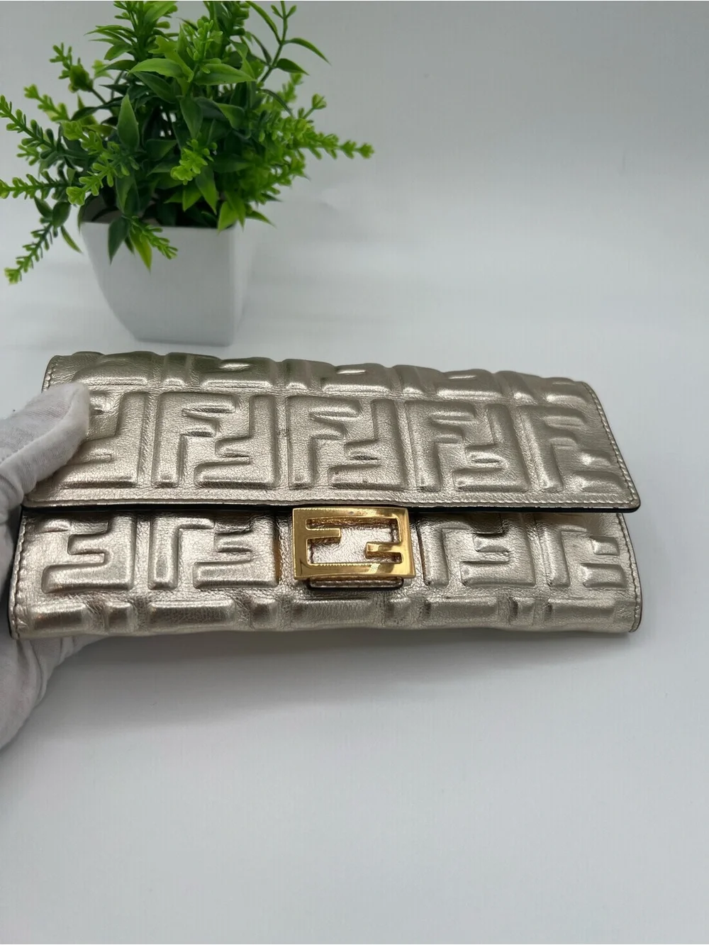 Fendi baguette ff long wallet silver embossed - Picture 6 of 11